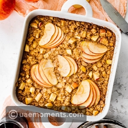 Spiced Apple Oatmeal Bake
