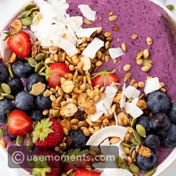Berrylicious Strawberry Smoothie Bowl