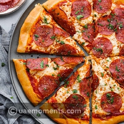 Salami Pizza